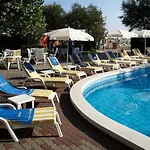 Alexandra Plaza Ξενοδοχείο 4*