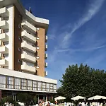 Ξενοδοχείο Alexandra Plaza 4*