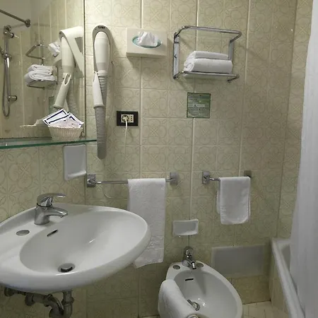 Color Alexandra Plaza Family Otel Riccione