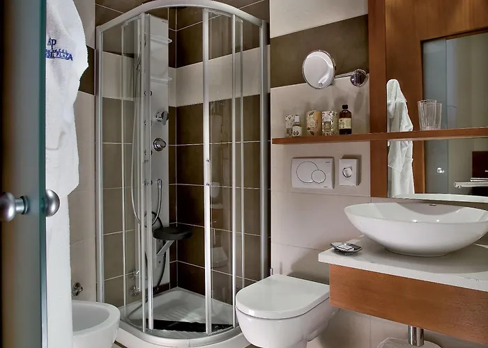 Alexandra Plaza ホテル