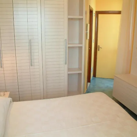Color Alexandra Plaza Family Hotel