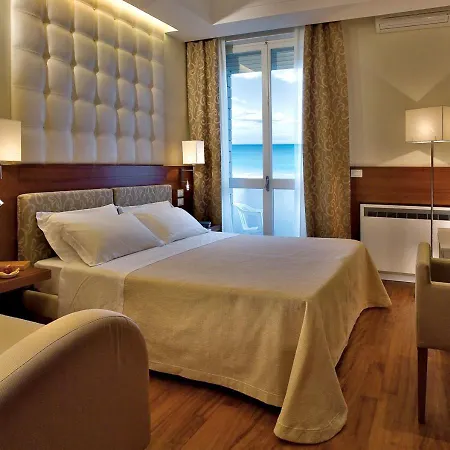 Hotel Alexandra Plaza