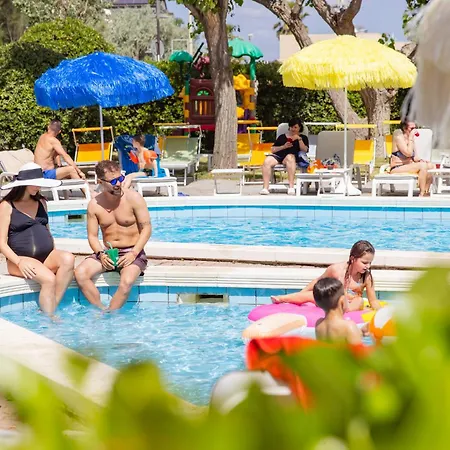 Hotel Color Alexandra Plaza Family Hotel 4*