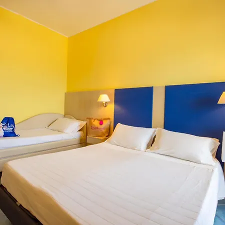 Color Alexandra Plaza Family Hotel Hotel