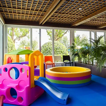 Hotel Color Alexandra Plaza Family Hotel
