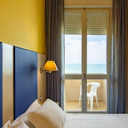 Hotel Color Alexandra Plaza Family Hotel