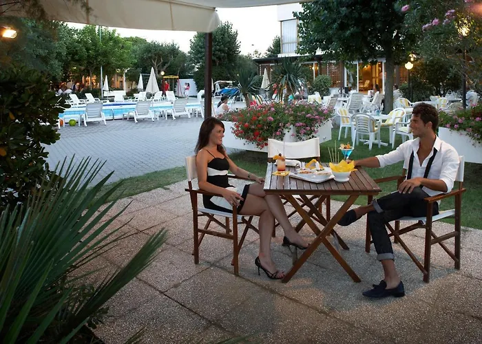 فندق Alexandra Plaza ريتشيوني