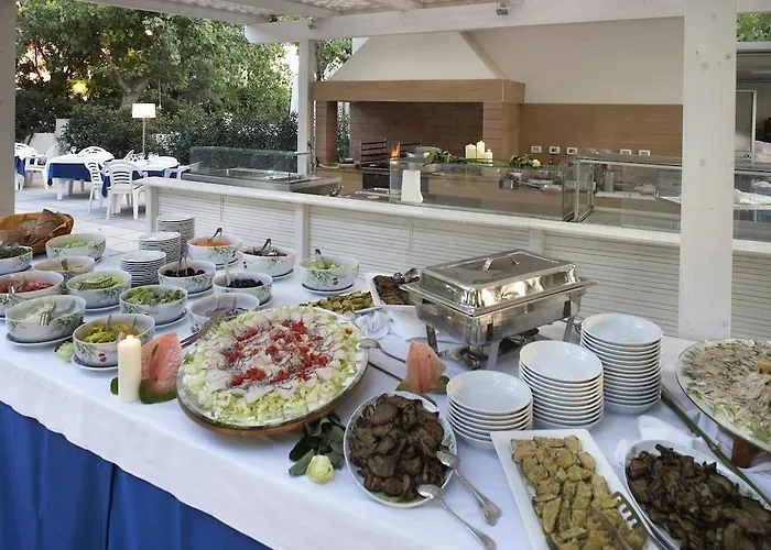 Alexandra Plaza Hotel