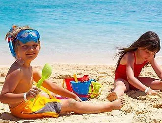 Alexandra Plaza Hotel